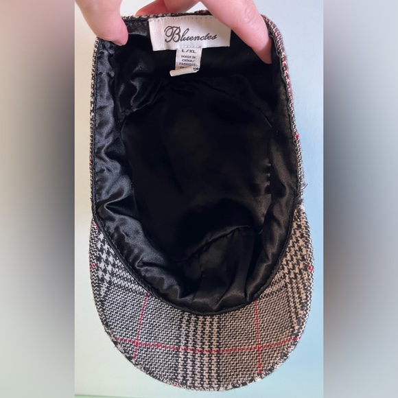 Bluenotes Wool Black, Grey & Red Plaid Hat, Woman Size Large/X-Large, caps - Picture 6 of 8